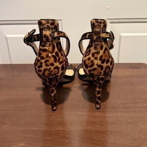 Banana Republic leather/calf hair leopard print heeled sandals Size 8 EUC Sexy